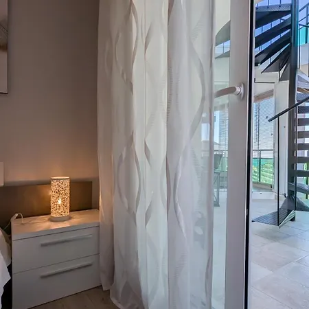 Park Rooftop شقة كالا دي فينيسترات